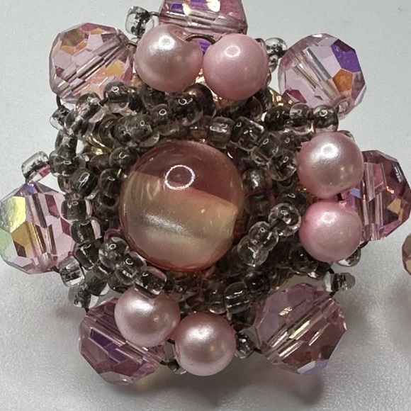 VTG Vendome Pink Beaded Cluster Clip Earrings Pat 280950 AB  Gold Tone 1950s - Picture 14 of 15